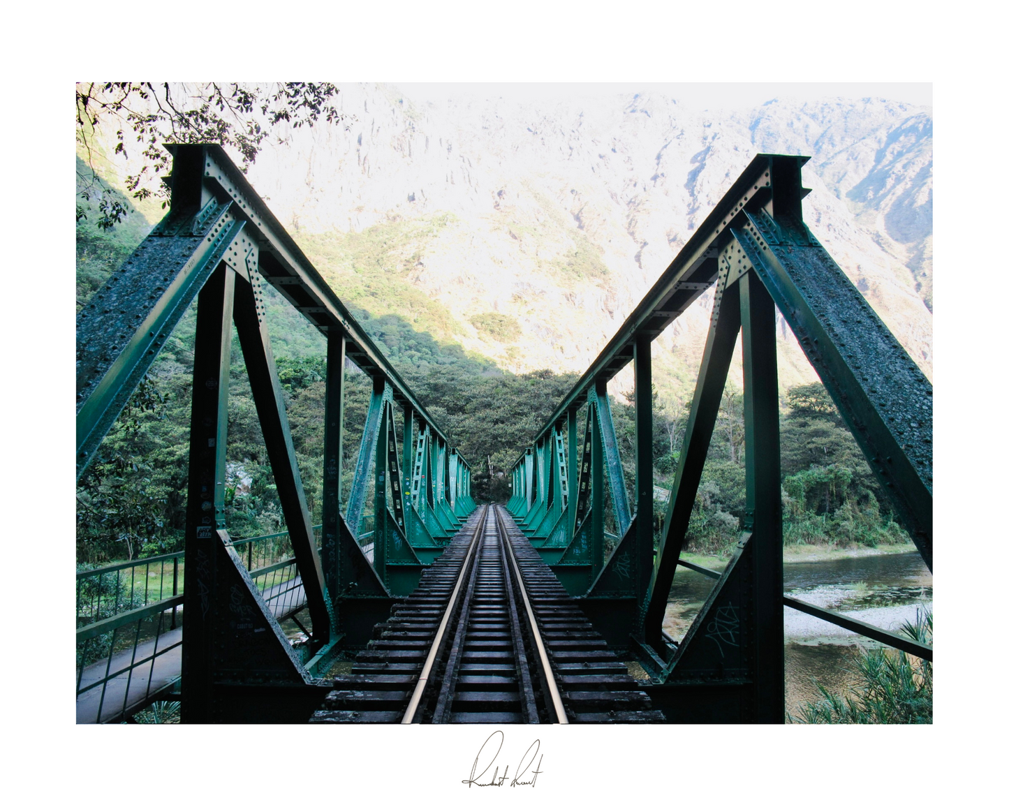 THE TRAINS HORIZON - Professional, Photography Print